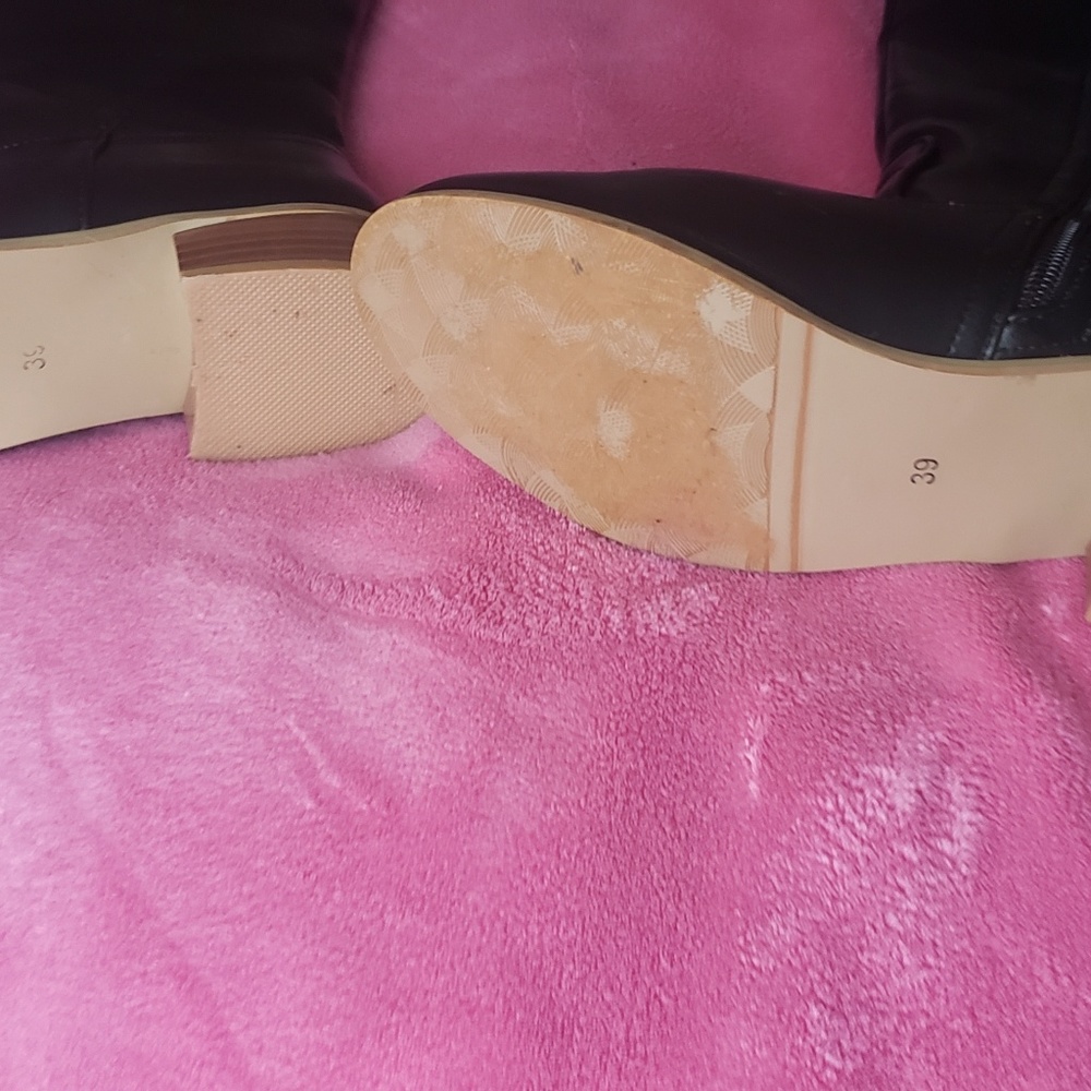 Tory Burch boots - Picture 6 of 6